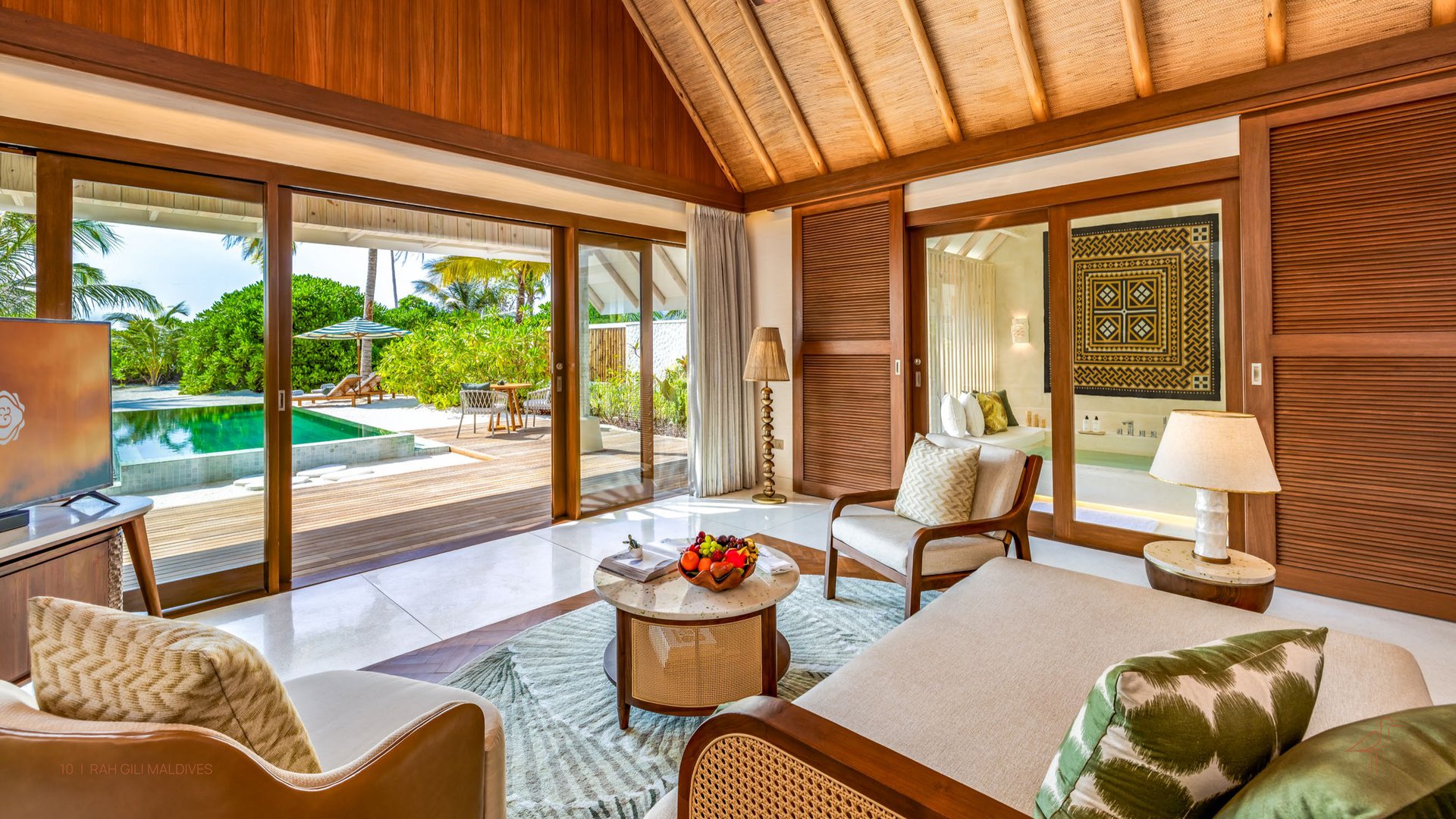 SIX & SIX PRIVATE ISLANDS — RAH GILI